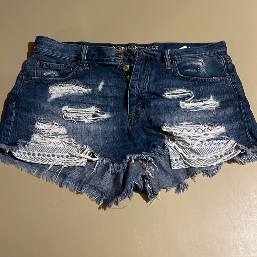 AE JEAN SHORTS
